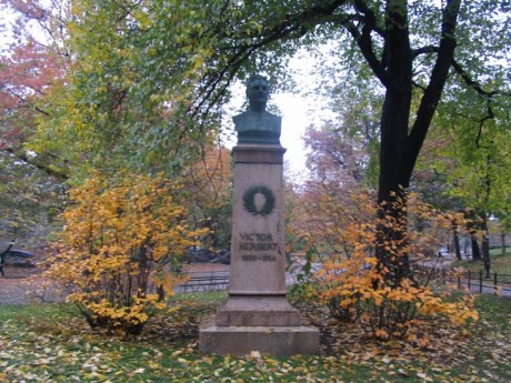 Bust of Victor Herbert in Central Park